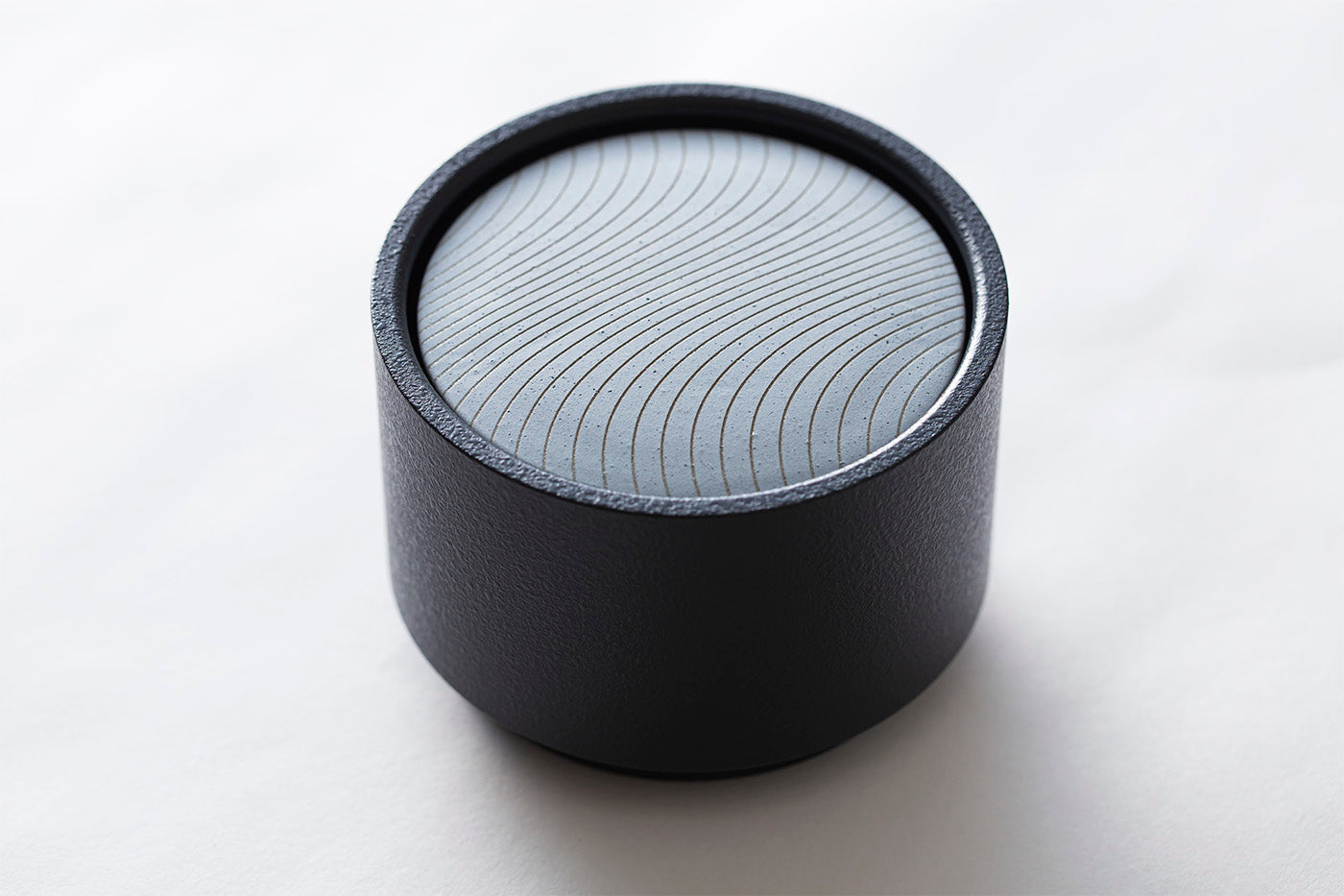 AROMA PLATE:WAVY GRAY