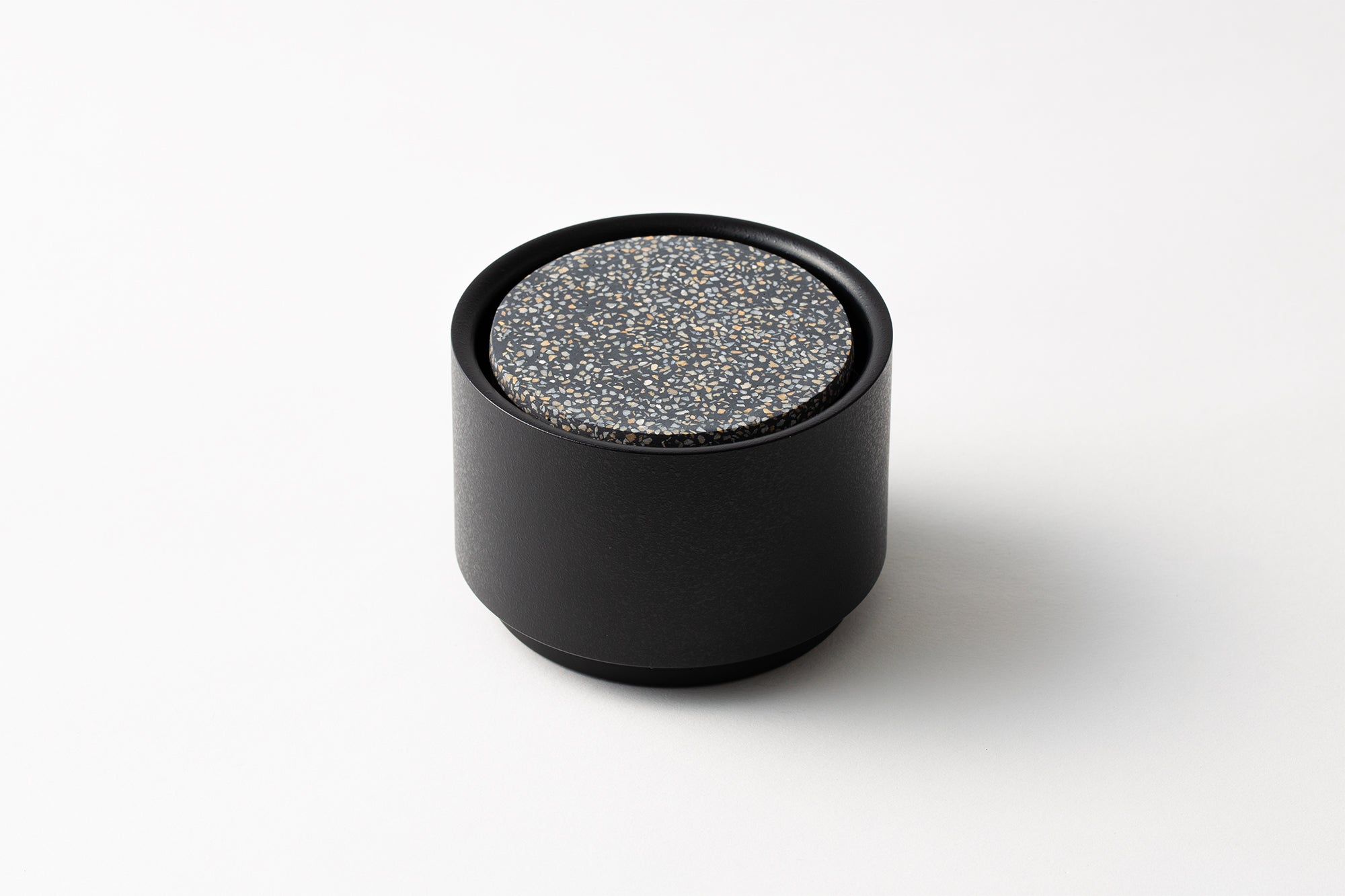 ギフトセット】Aroma Diffuser 3 Black｜エッセンシャルオイル付｜WEEK END